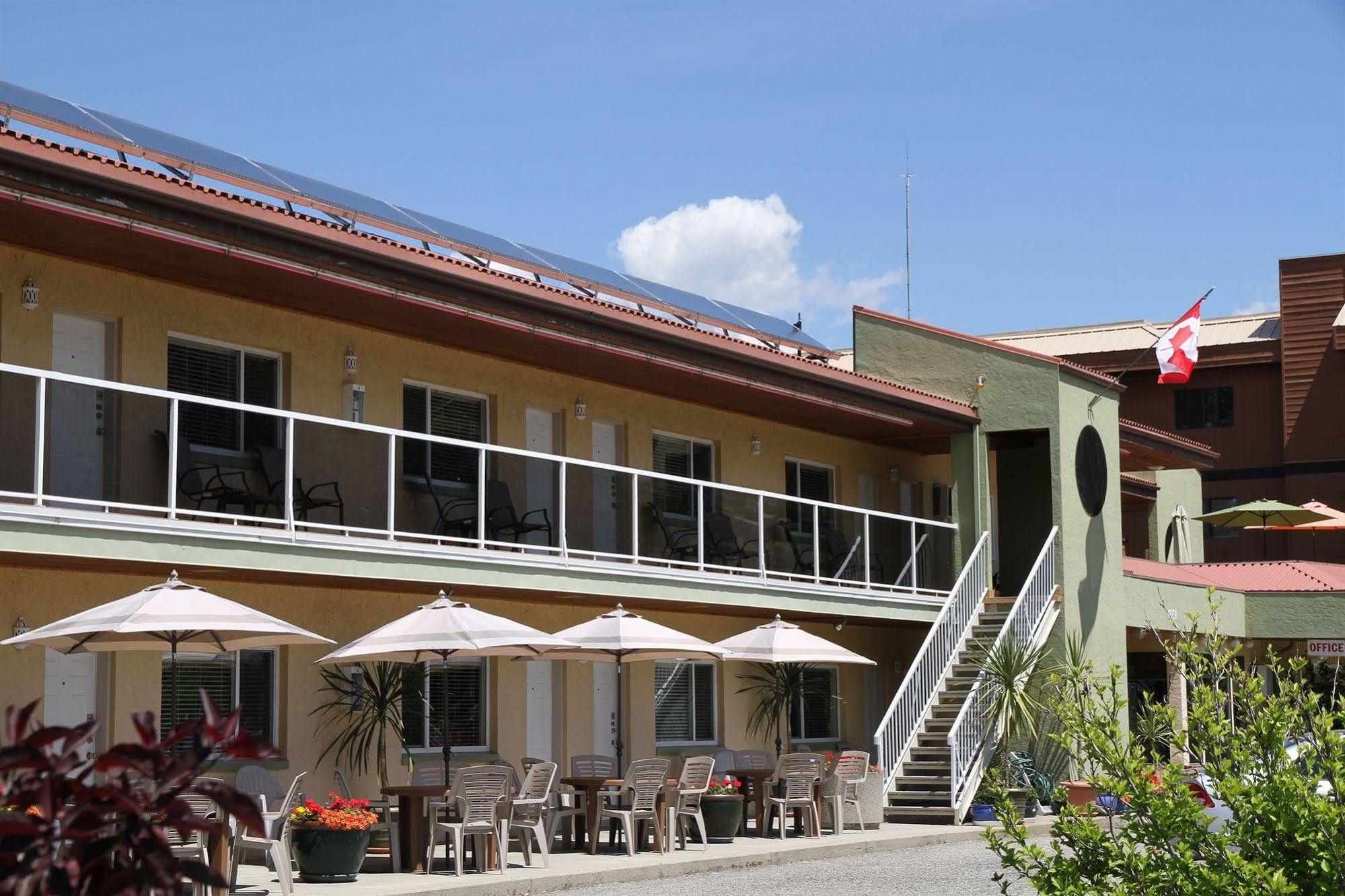 Waterfront Inn Penticton Bagian luar foto